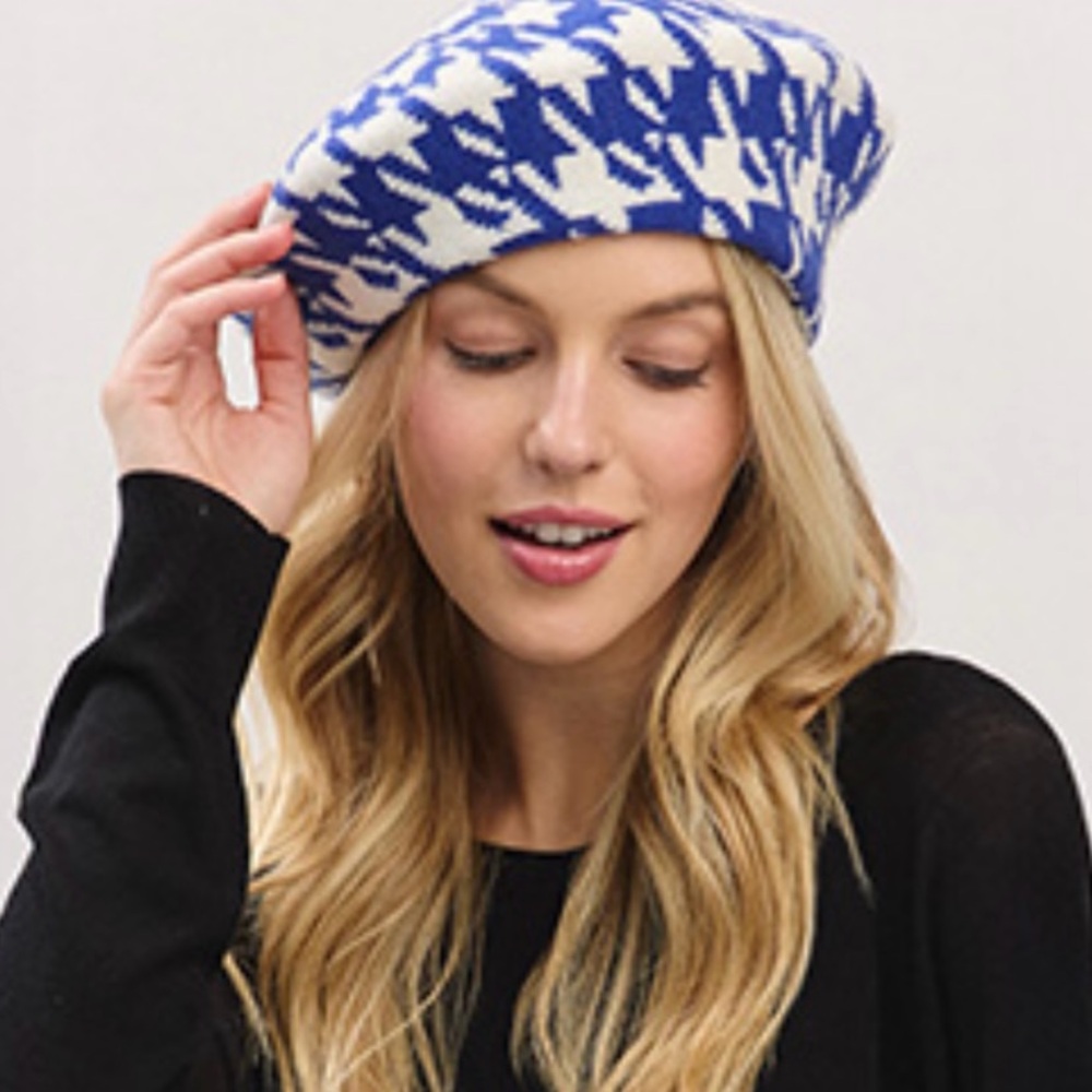 Blue and White Houndstooth Beret